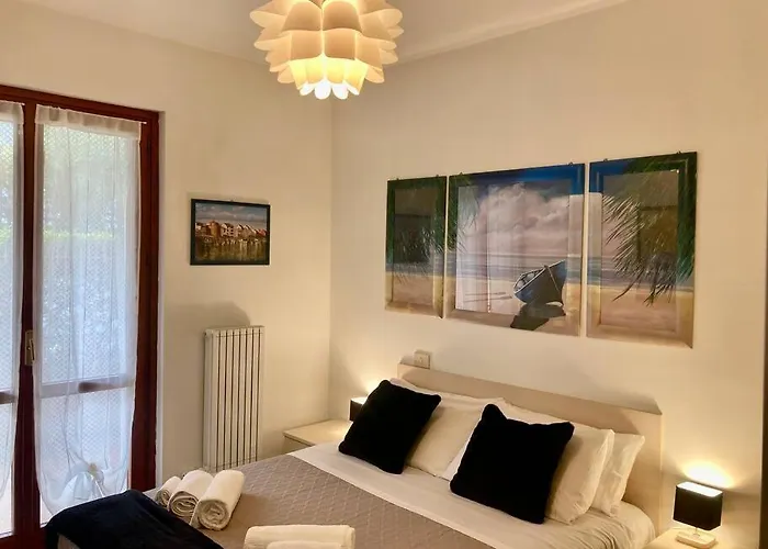 Terrazza A Pochi Passi Dal Mare Lejlighed Loano